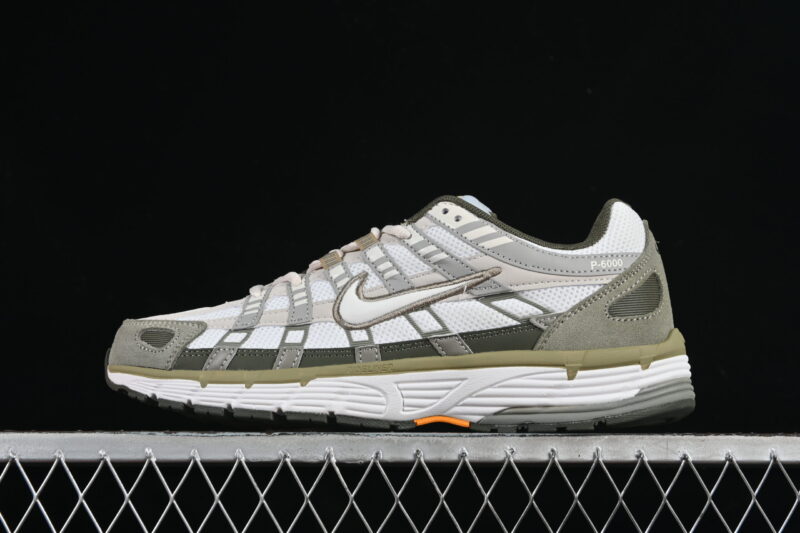 NIKE P-6000 LIGHT ARMY CARGO KHAKI