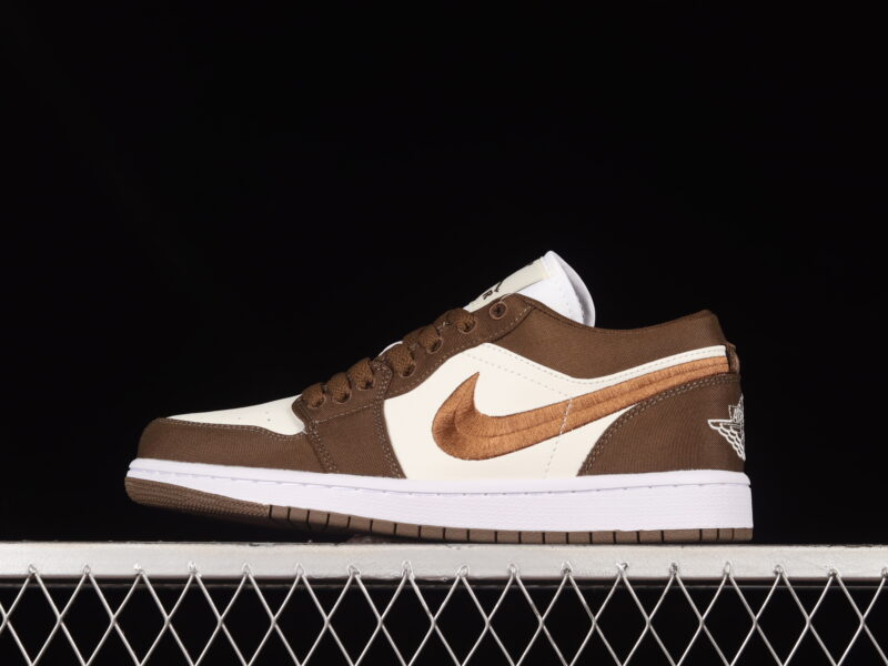 AIR JORDAN 1 LOW LIGHT OLIVE