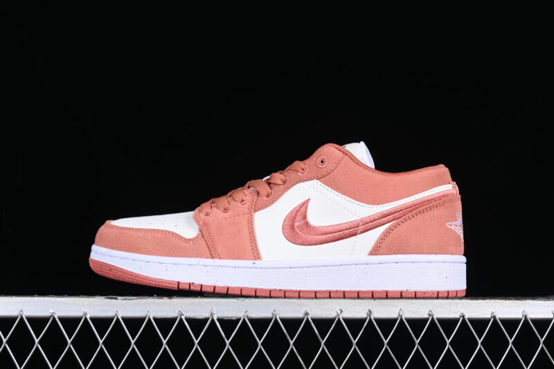 AIR JORDAN 1 LOW CANVAS