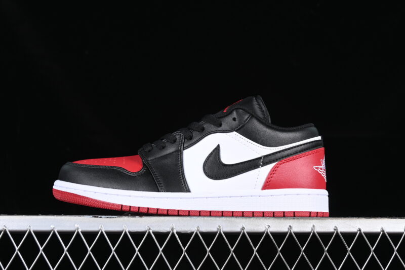 AIR JORDAN 1 LOW SE BRED TOE