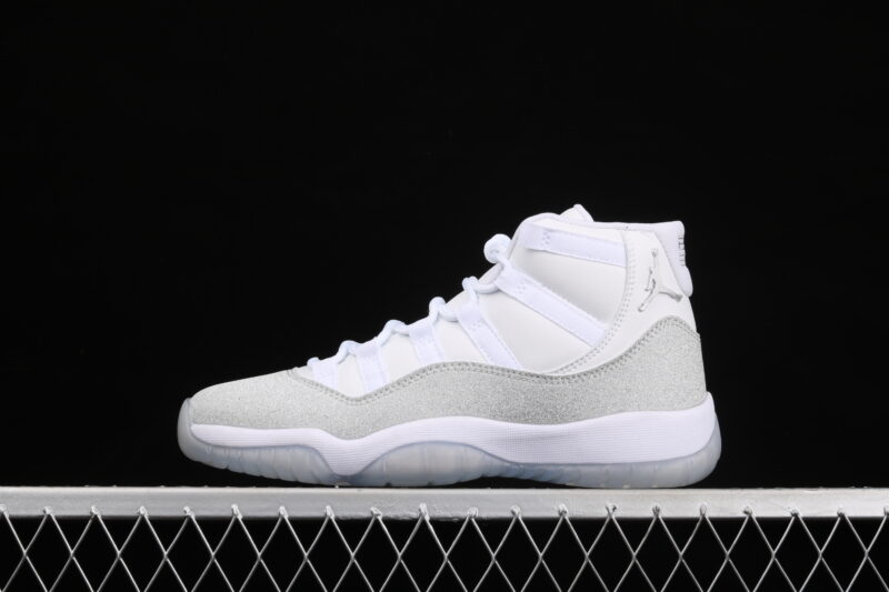 AIR JORDAN 11 METALLIC SILVER