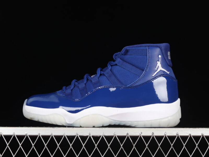 AIR JORDAN 11 NAVY BLU