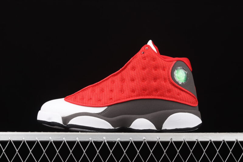 AIR JORDAN 13 RETRO