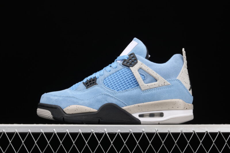 AIR JORDAN 4 SE UNIVERSITY BLUE