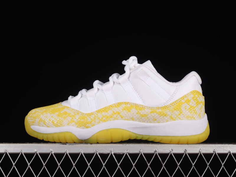 AIR JORDAN AJ11 LOW SE YELLOW SNAKESKIN