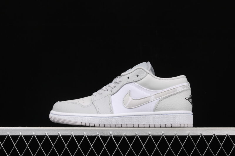 AIR JORDAN 1 LOW WHITE CAMO