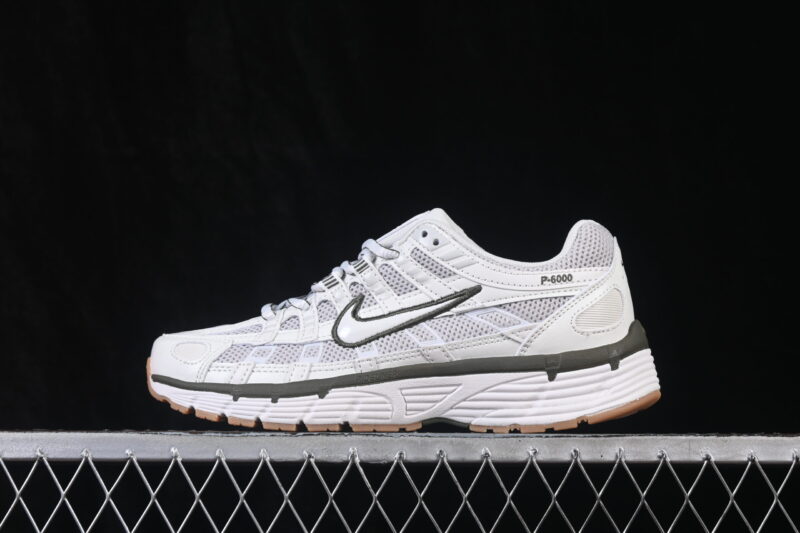 NIKE P-6000 WHITE METALLIC SILVER BLACK